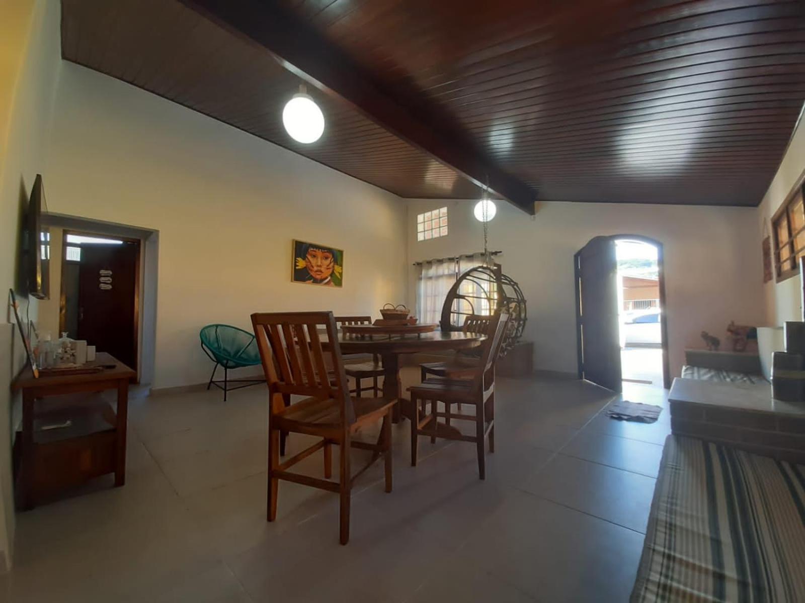 Casa Grande Com Piscina Churrasqueira E Garagem Do Lazaro *